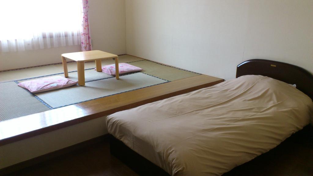 Pension Young House NakaNakafurano Extérieur photo