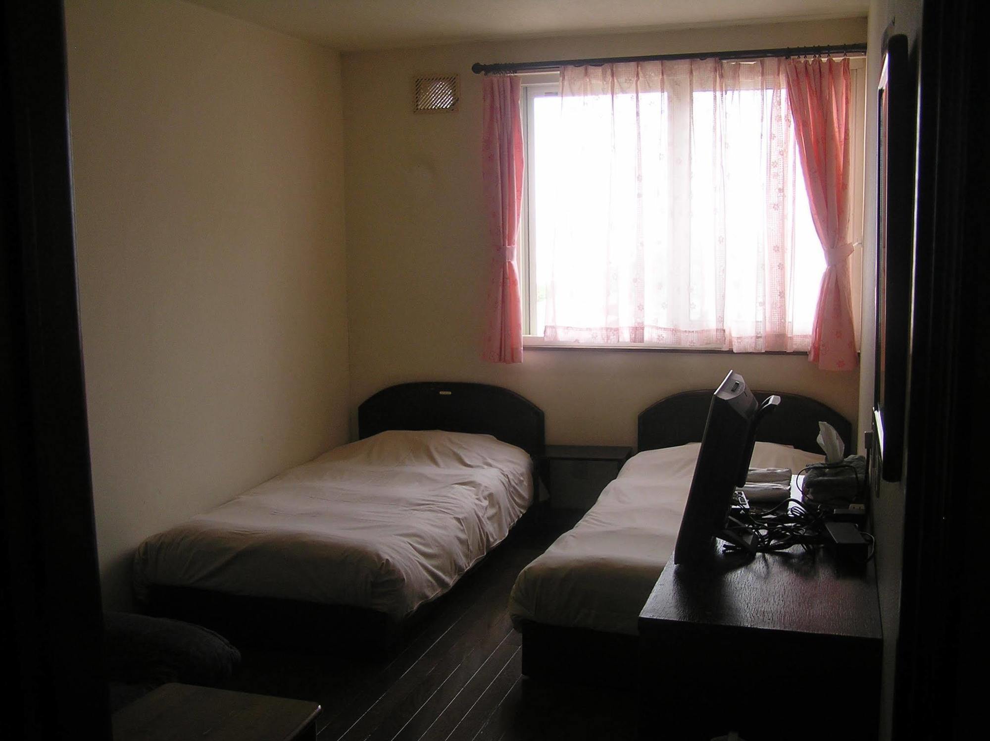 Pension Young House NakaNakafurano Extérieur photo